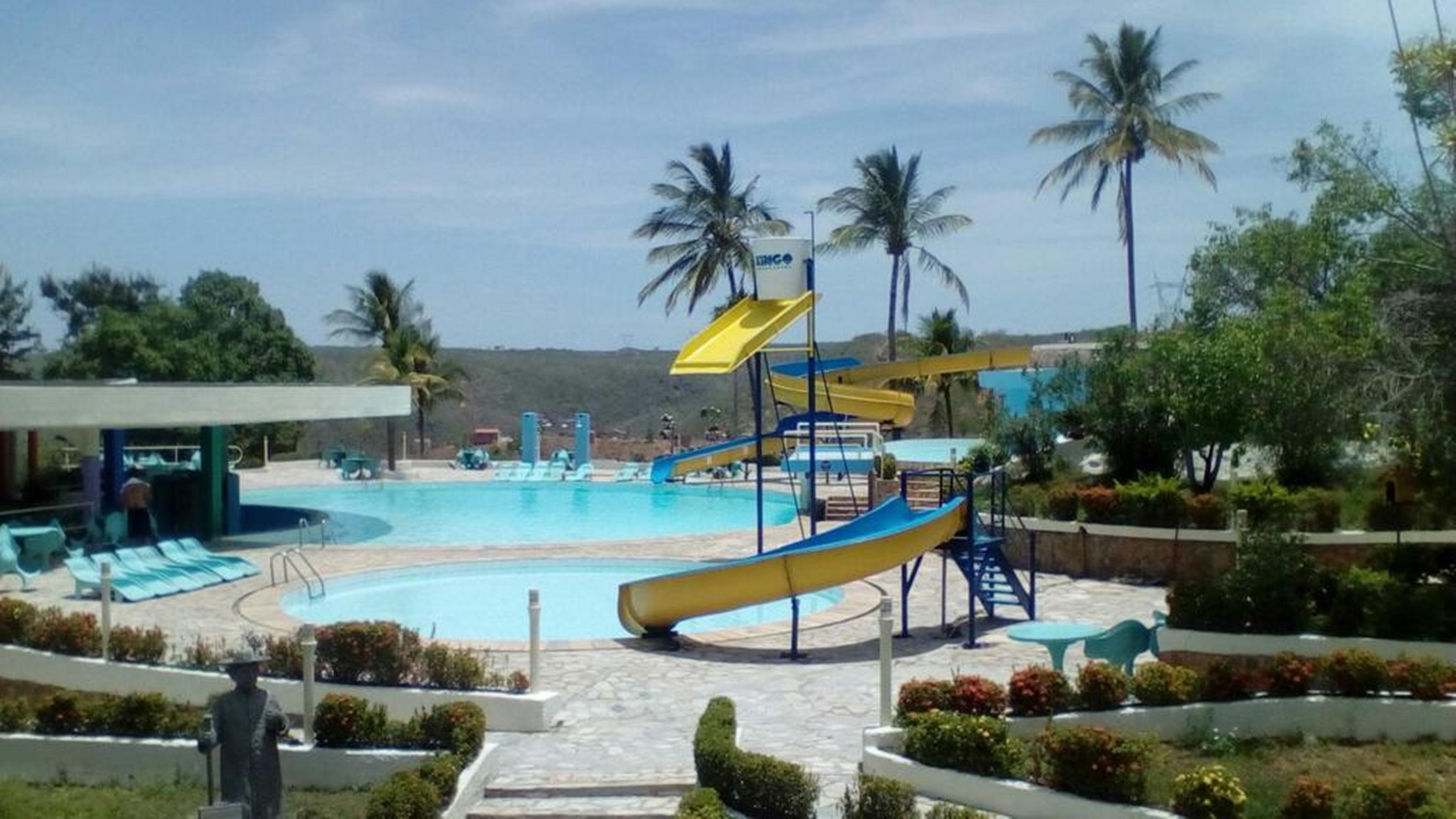 Xingo Parque Hotel Canindé de São Francisco Exterior foto